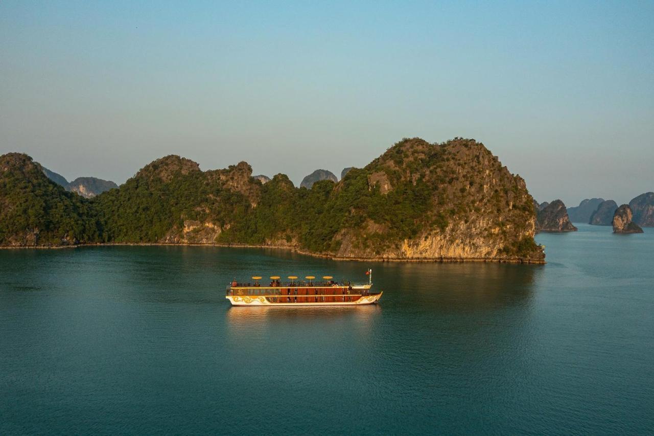 Nostalgia Halong Cruise Hotel Hạ Long Ngoại thất bức ảnh